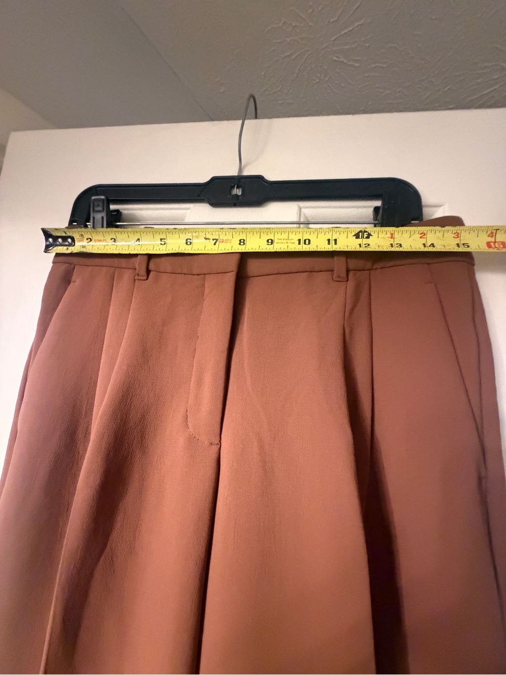 Aritzia Brown Effortless Pants - Picture 4 of 10
